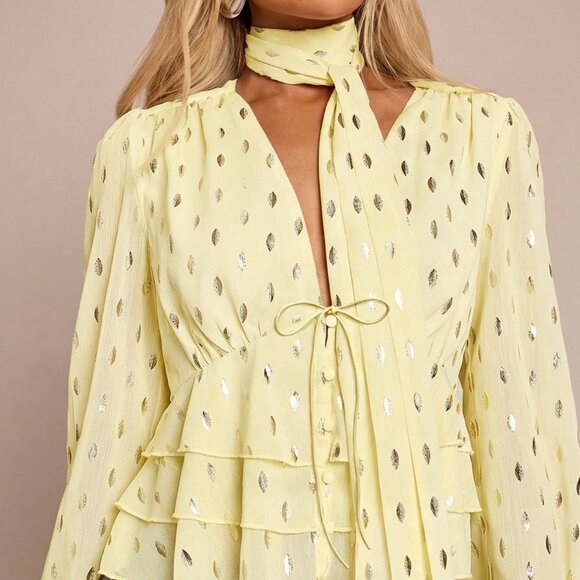 Yellow Elegant Women's Foil Print Blouse with Removable Ruffled Hem - Picture 6 of 7